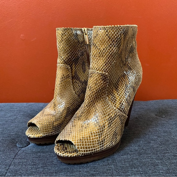 Michael Kors Peep Toe ‘Snake Skin’ Ankle Booties - Picture 3 of 14